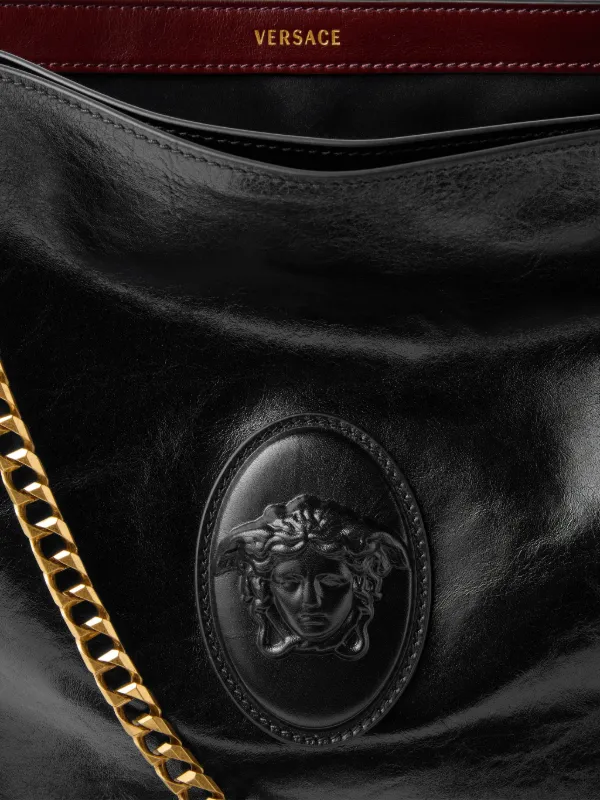 Versace Cabine レザーショルダーバッグ | ブラック | FARFETCH JP
