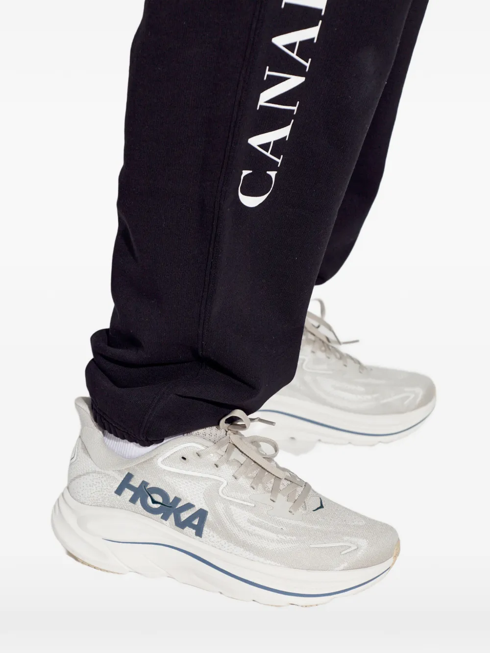 HOKA Clifton 10 sneakers Beige