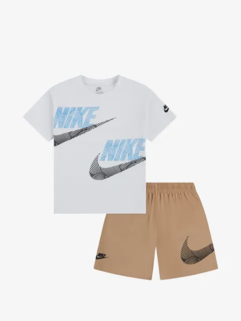 Nike Kids logo elasticated shorts