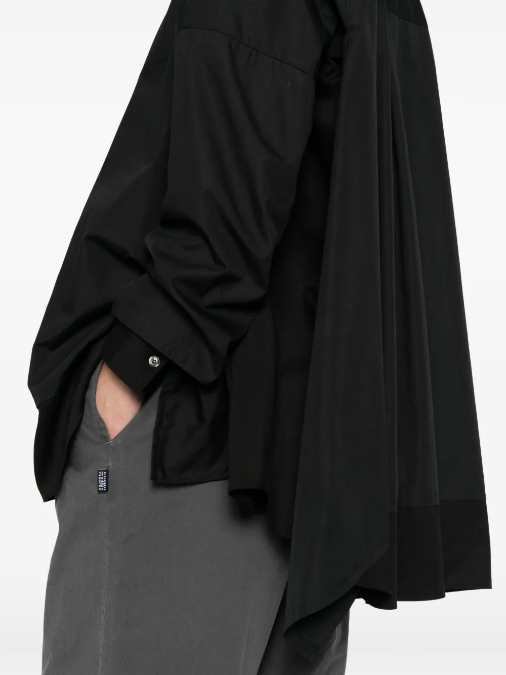 sacai Gelaagde blouse met borstzak Zwart