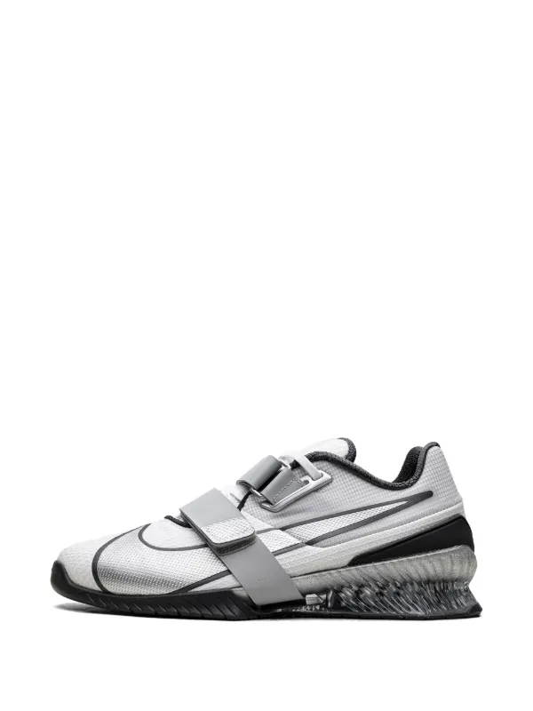 Nike Romaleos 4 SE スニーカー | グレー | FARFETCH JP