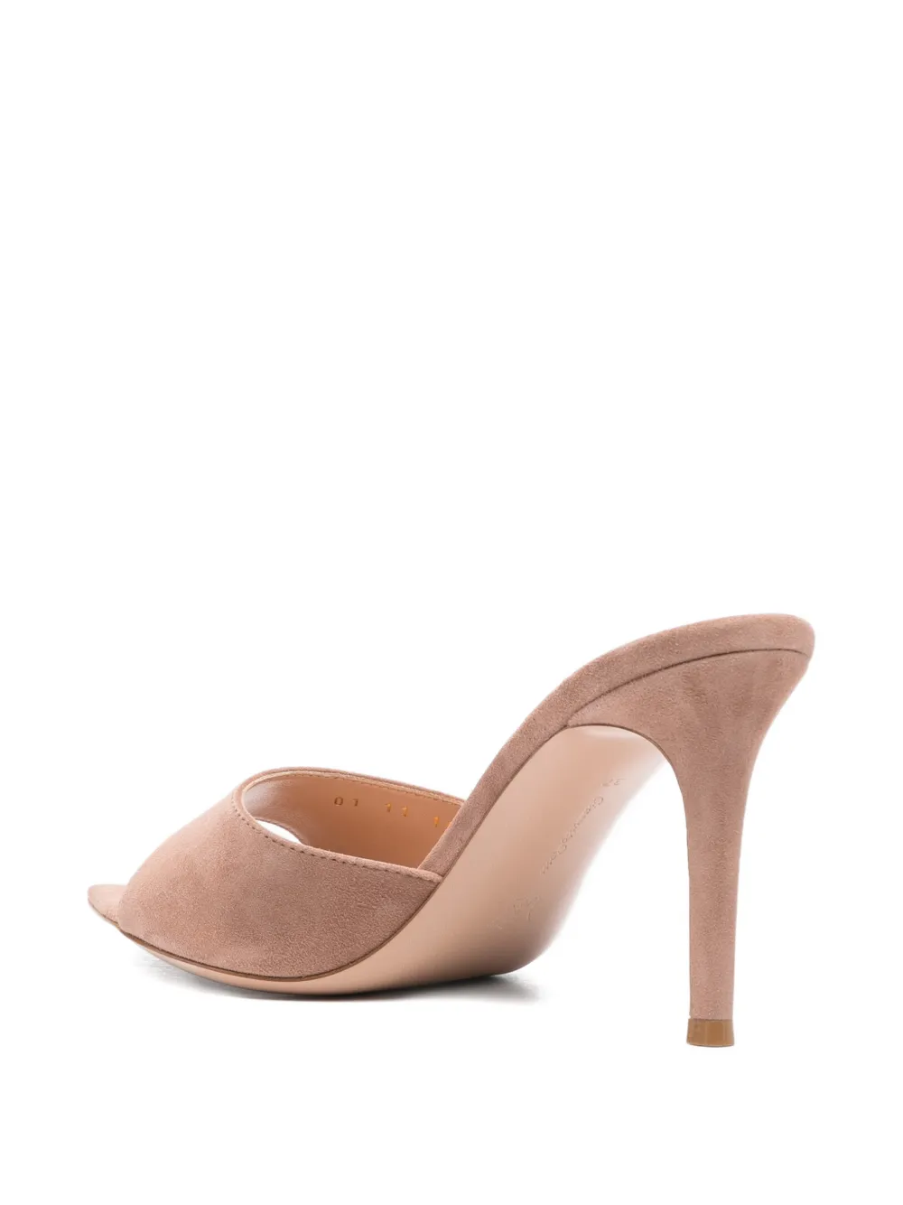 Gianvito Rossi Elle sandalen met puntige neus Beige