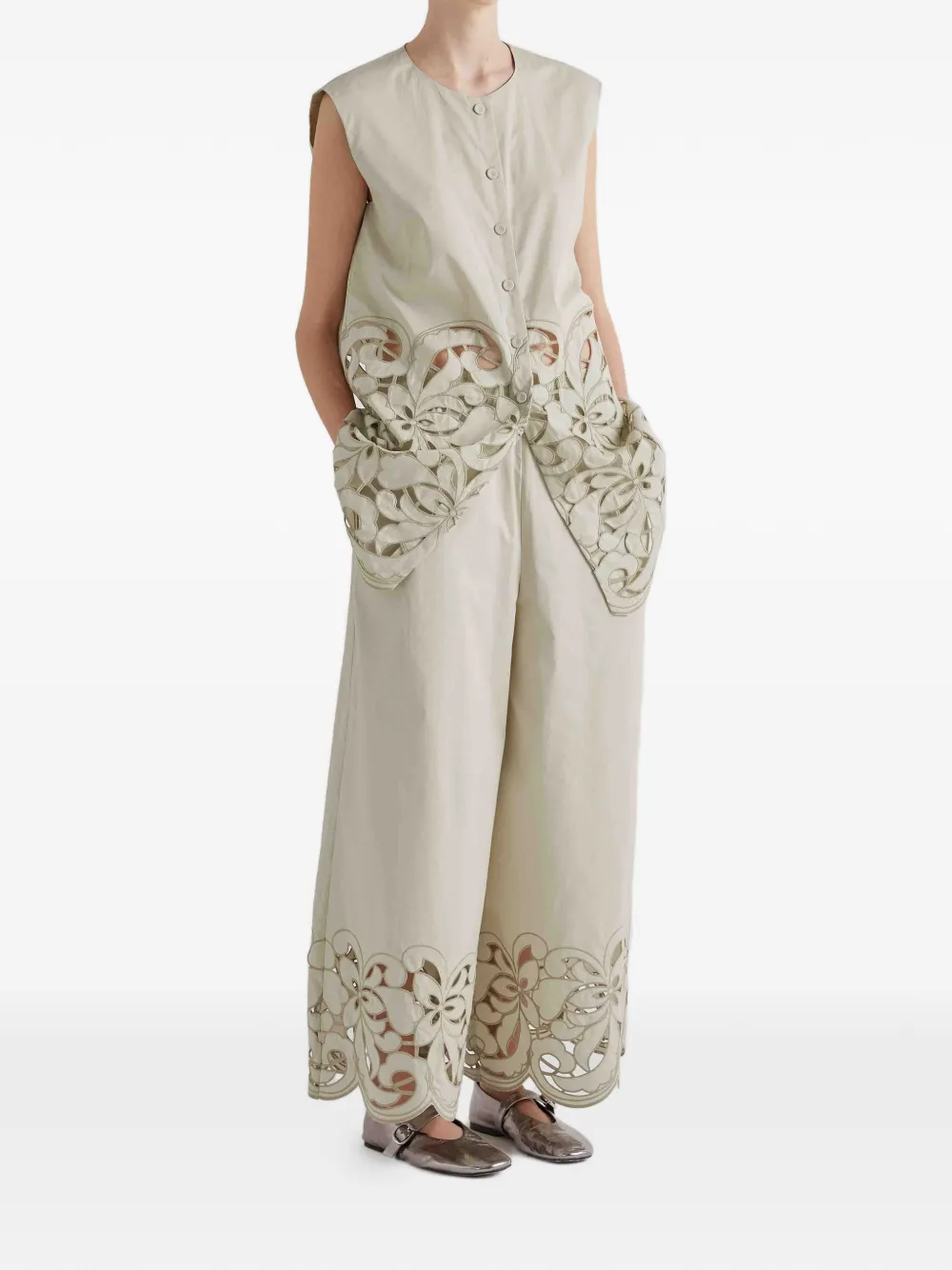  Meimeij Floral Cut-out Blouse - Neutrals 