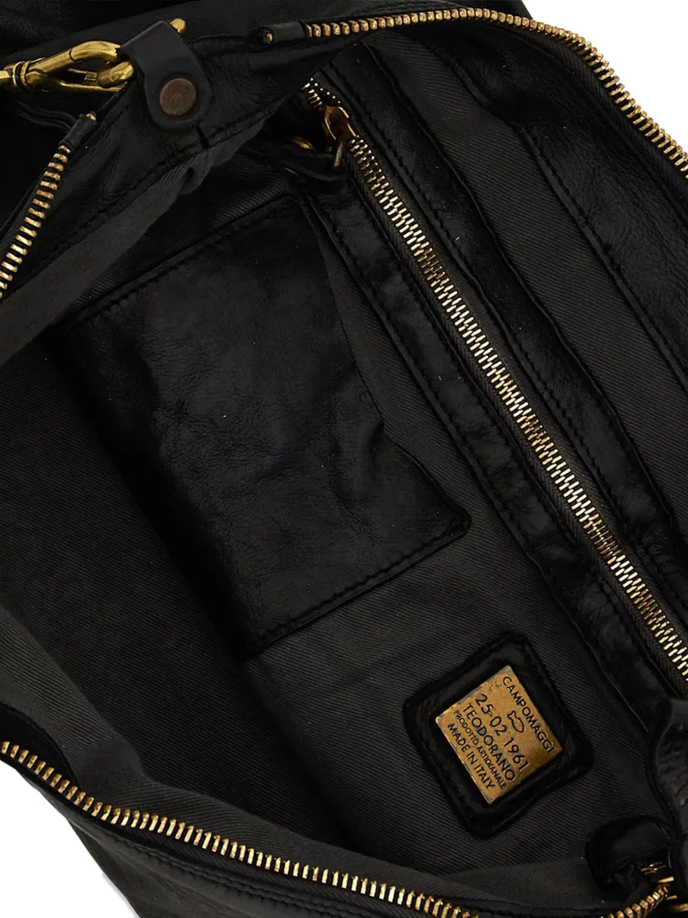  Campomaggi Studded Shoulder Bag - Black 