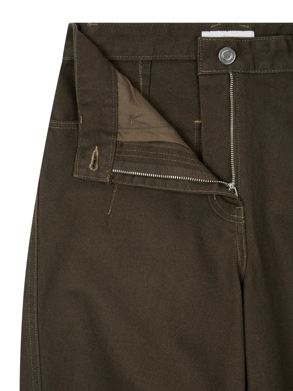 Curved-Leg Jeans