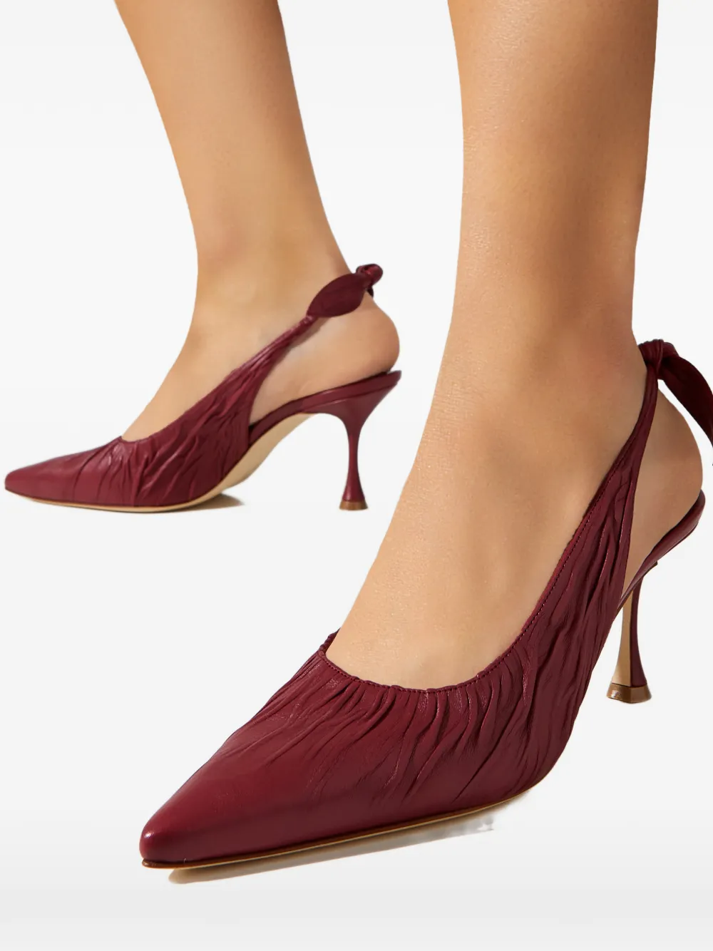 Manolo Blahnik Pelagalo geplooide pumps Rood