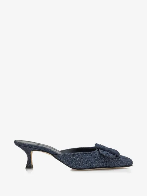 Manolo Blahnik mules à boucle à bout pointu