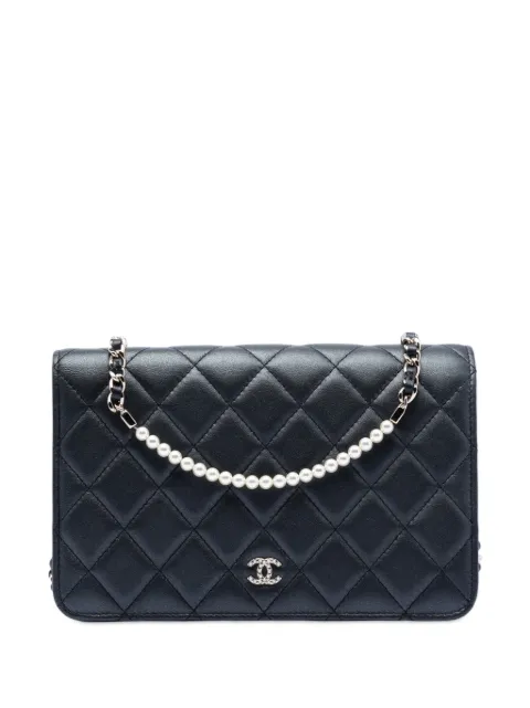 CHANEL Pre-Owned 2019 CC Quilted Lambskin Pearl Strap Wallet on Chain crossbody bag