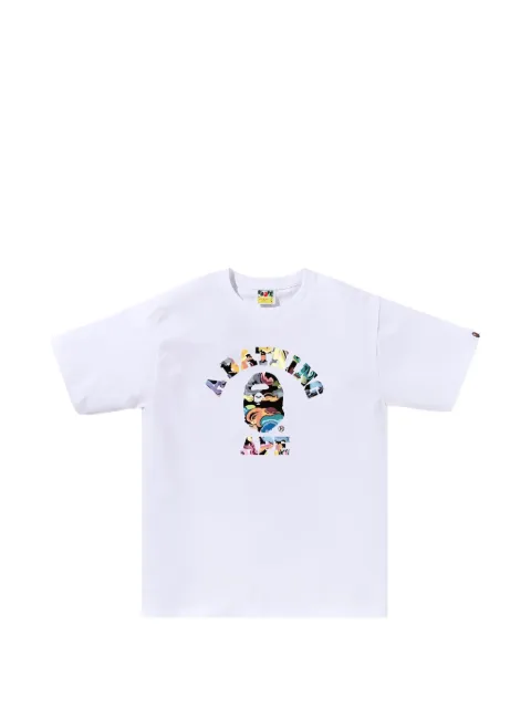 A BATHING APE® playera Camo College