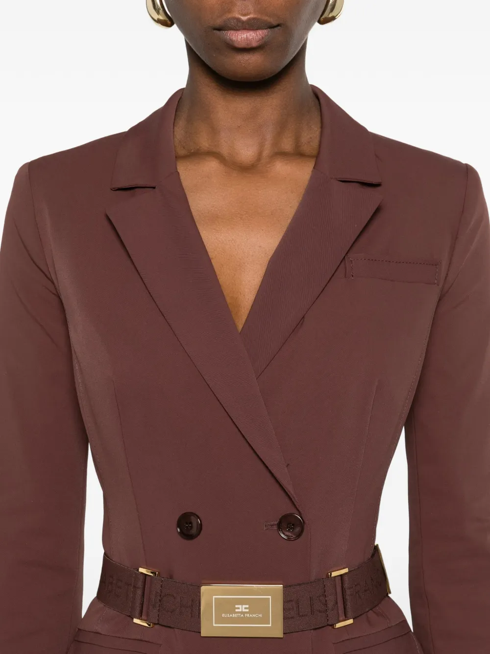 Elisabetta Franchi Jurk met knopen en ceintuur Bruin