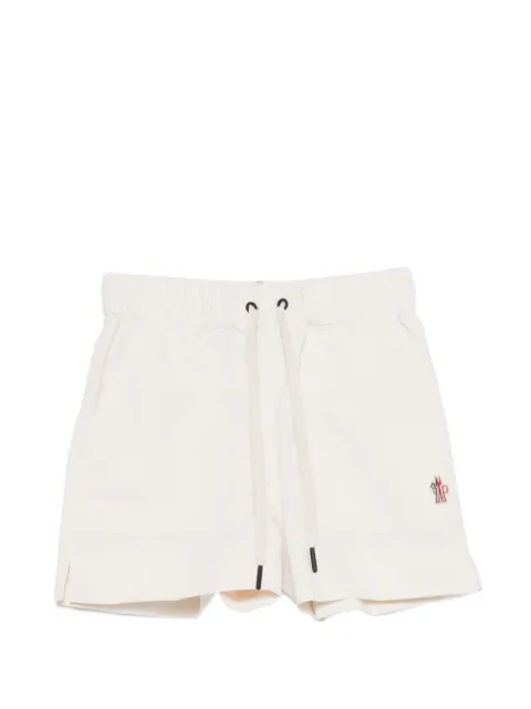 Moncler Grenoble shorts con parche del logo y cordones en la pretina