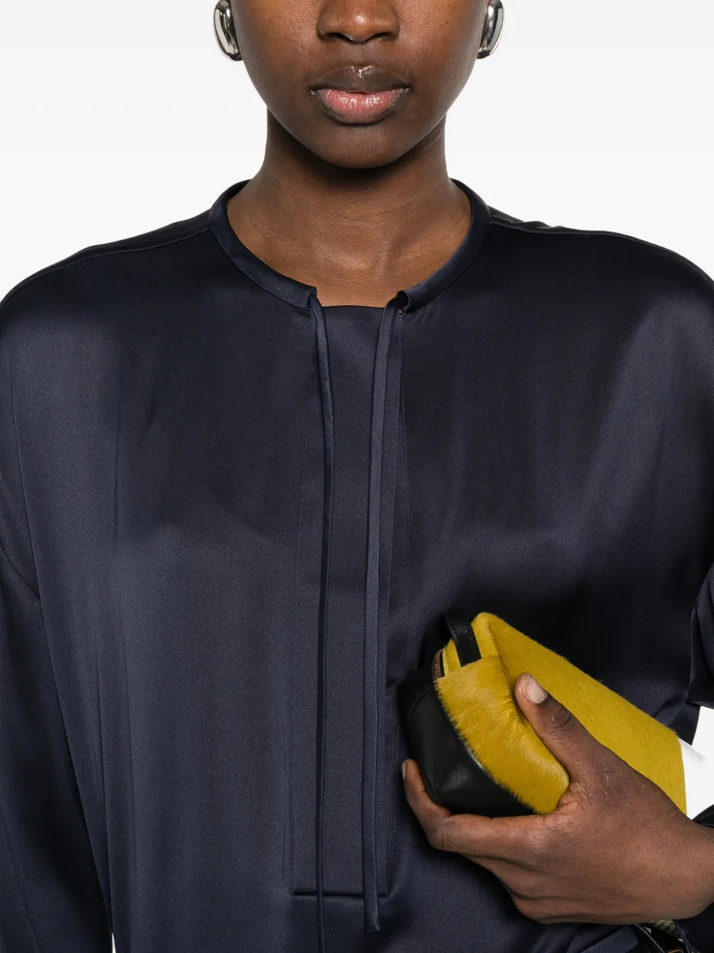 Giorgio Armani Blouse met gestrikte kraag Blauw