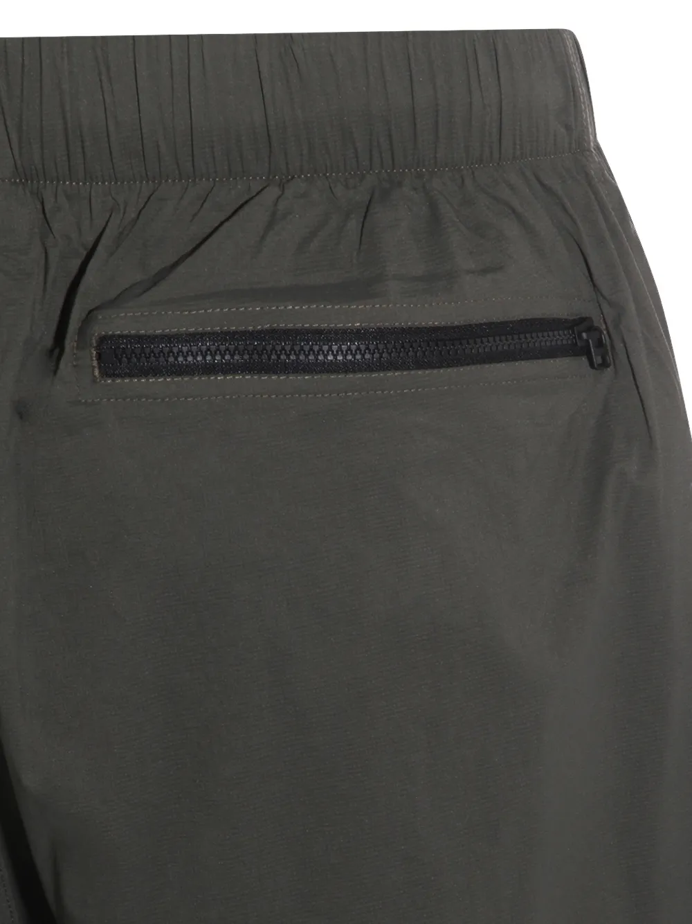 The North Face Broek met logopatch en rits Groen