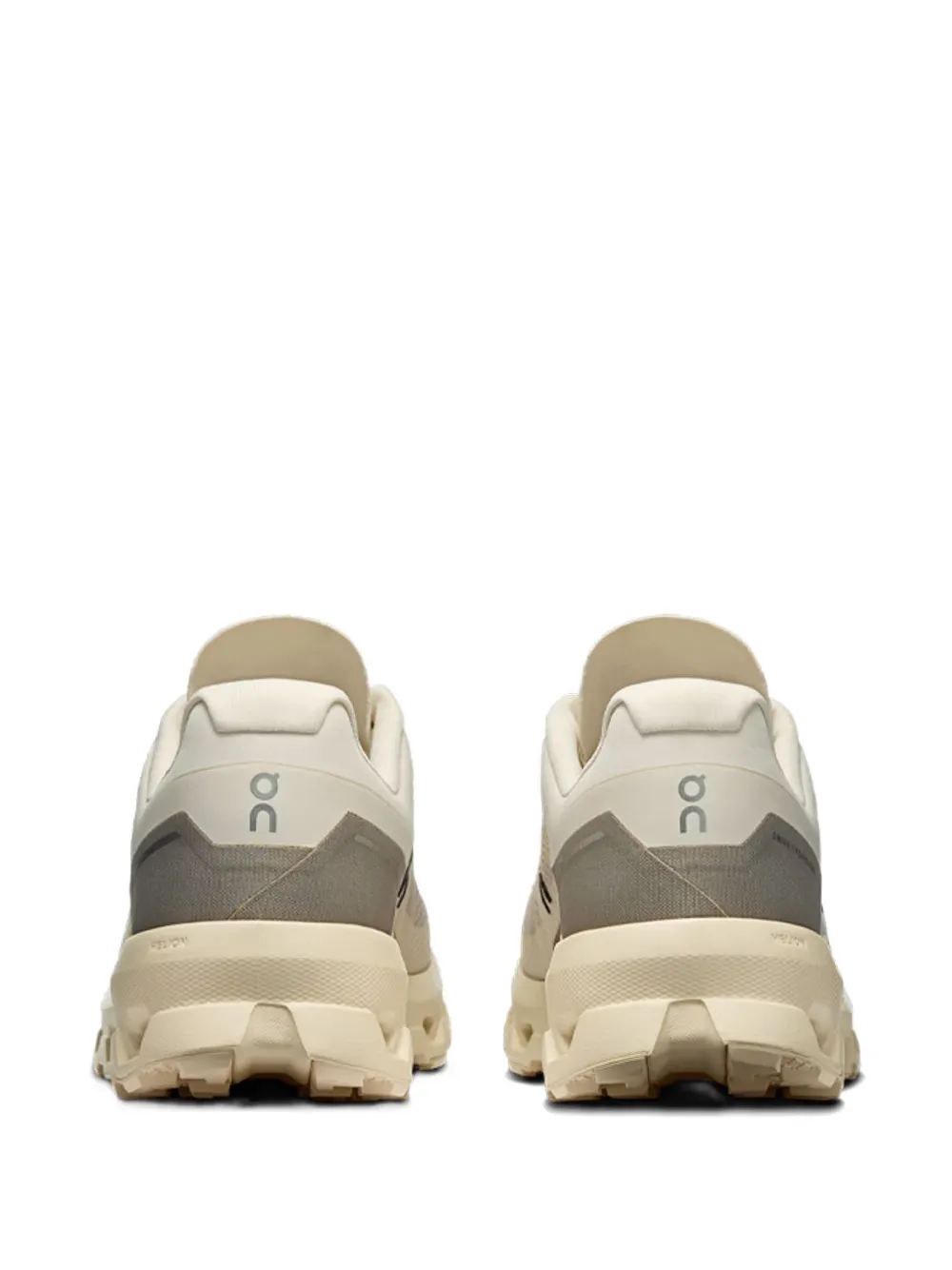 On Cloudvista 2 sneakers Beige