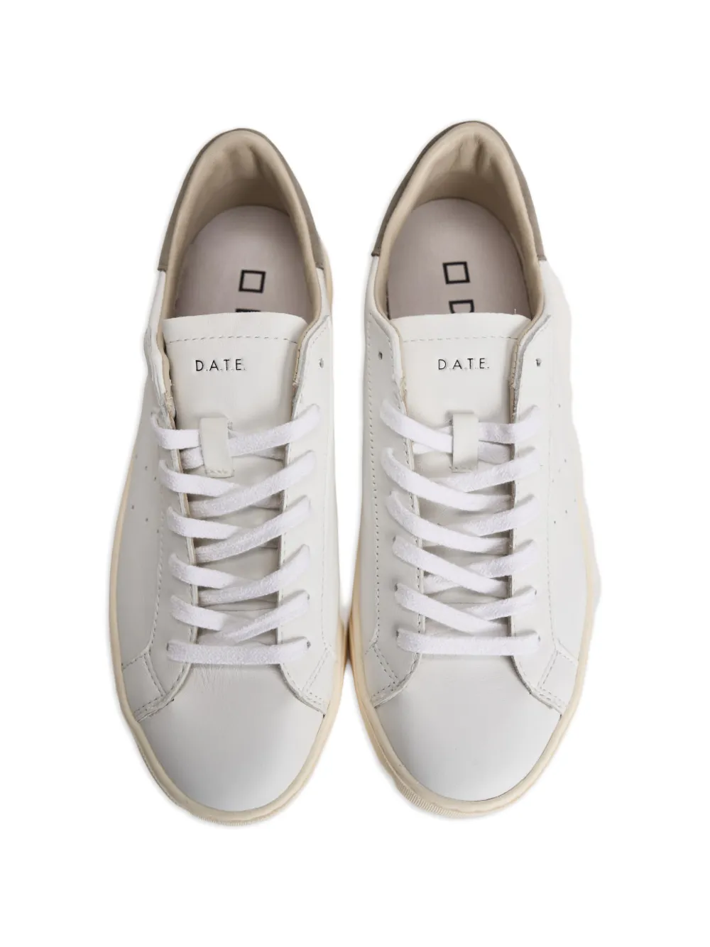 D.A.T.E. Sonica perforated sneakers Wit