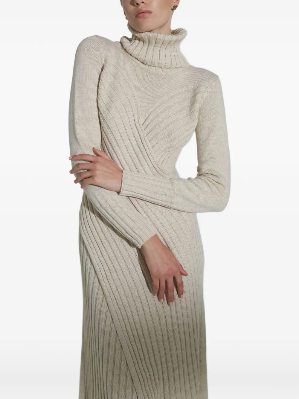 Violante Nessi Cecile midi-jurk met col en split Beige