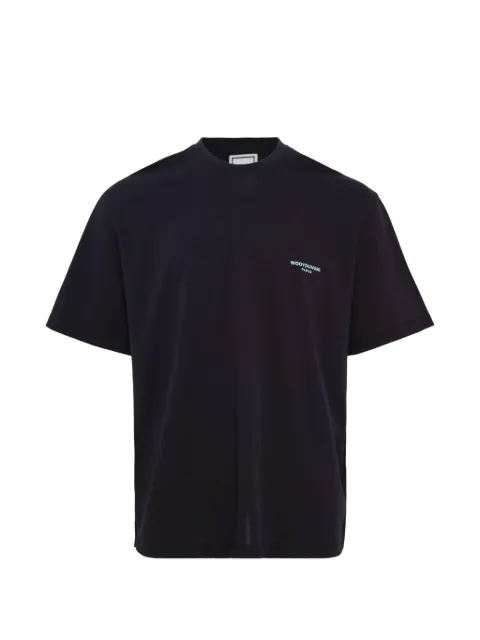 Wooyoungmi playera con detalle del logo