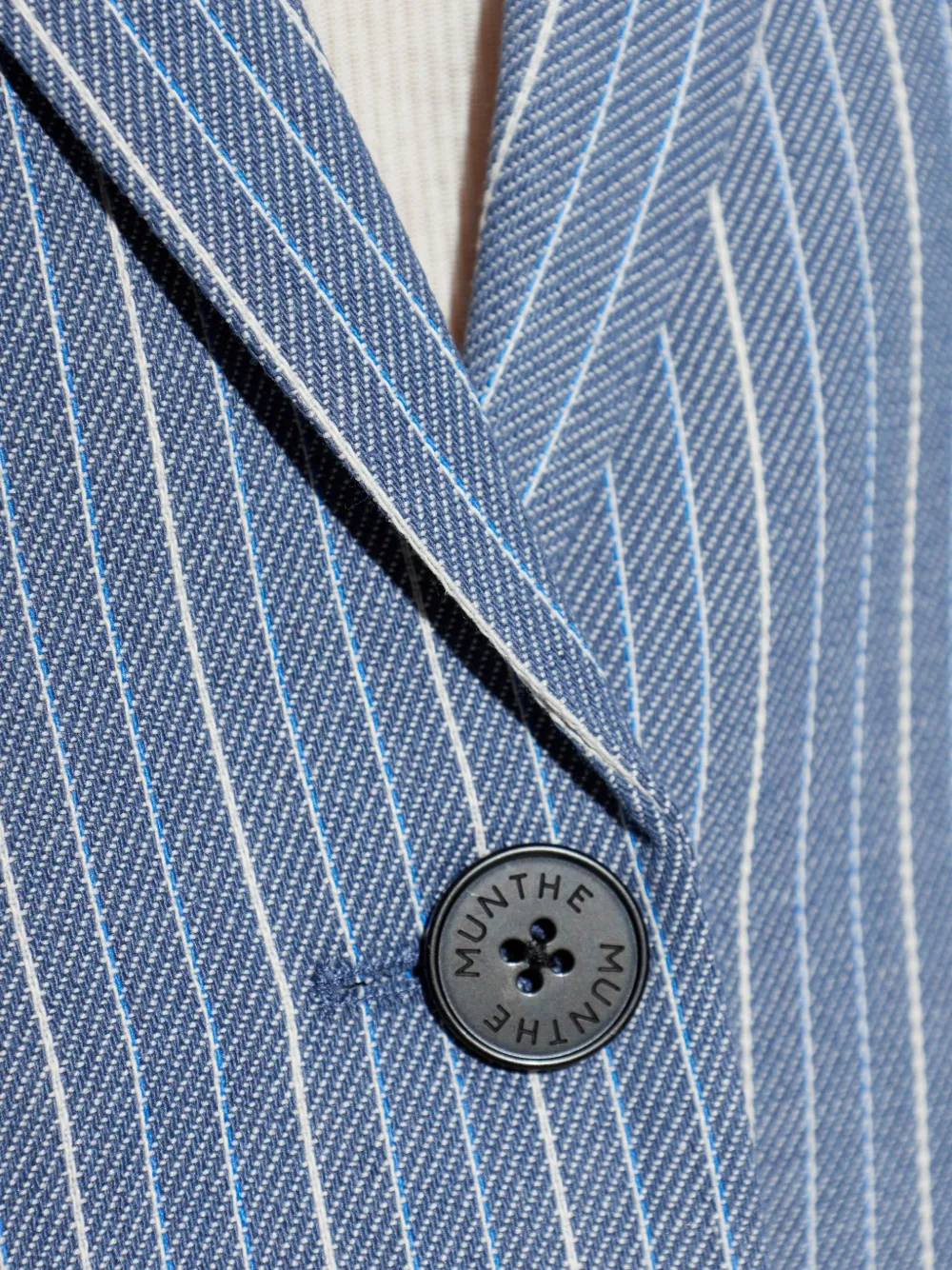 MUNTHE Blazer met krijtstreep en knopen Blauw