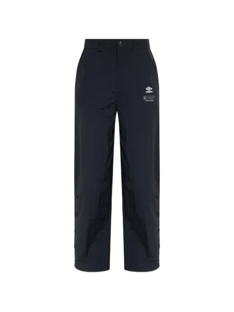 UMBRO logo-embroidered trousers