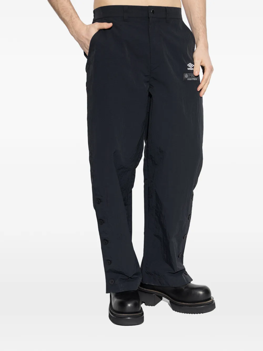  Umbro Logo-embroidered Trousers - Black 
