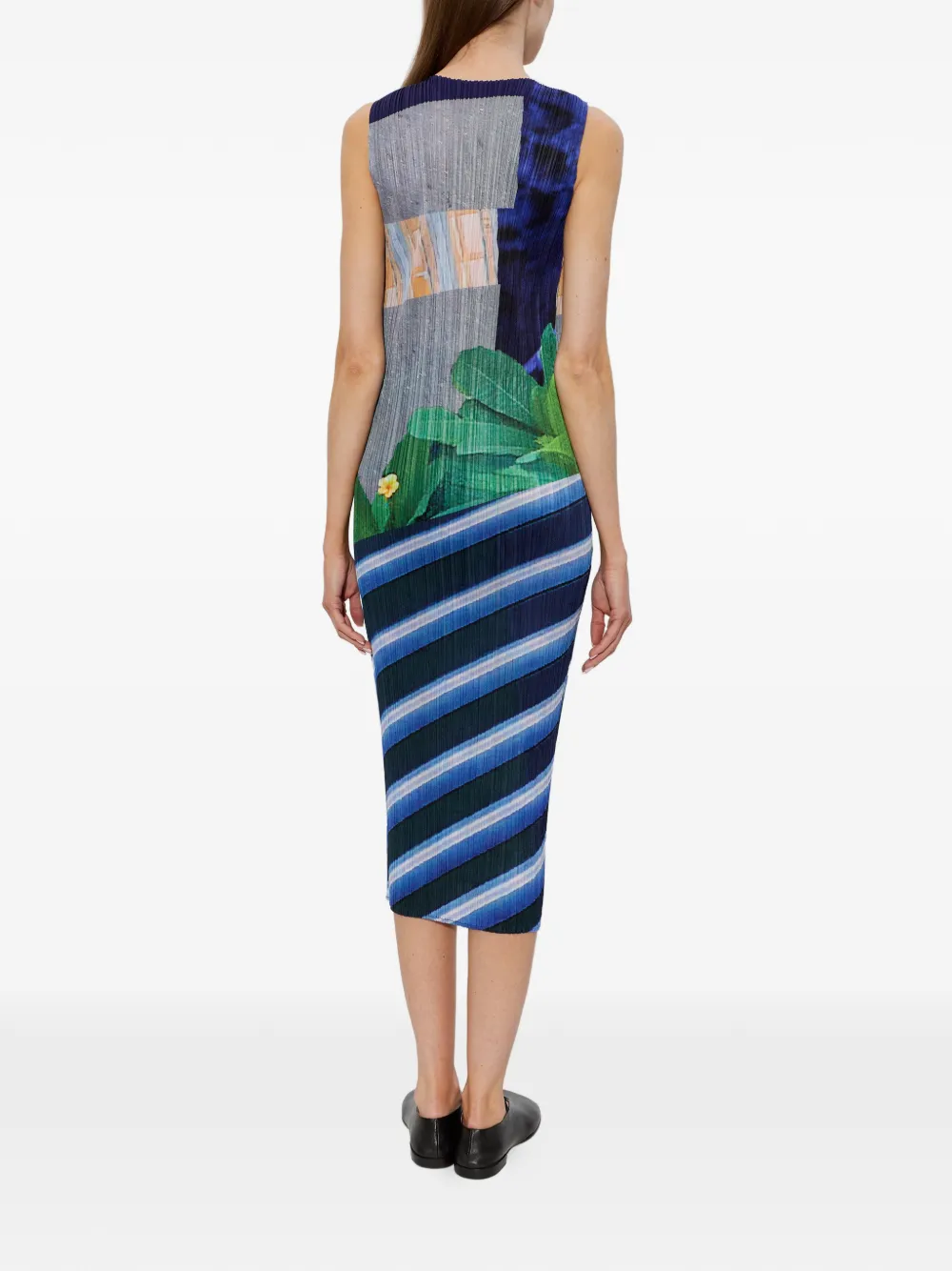 Graphic-Print Pleated Dress
