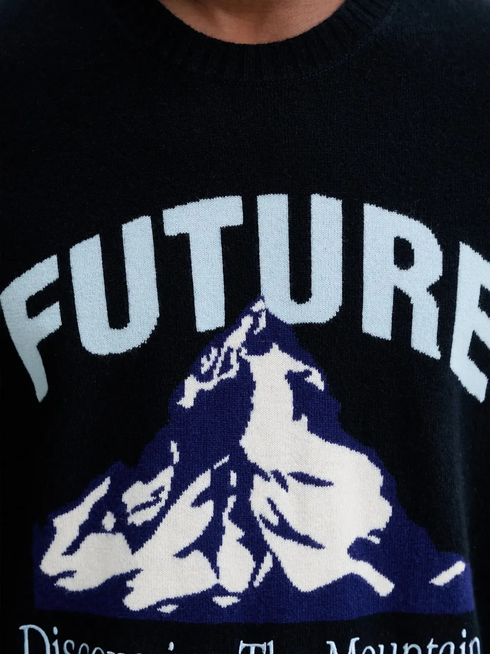 Mountain-Graphic Sweater