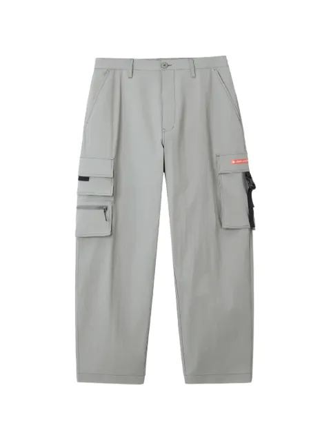 izzue cargo-pockets trousers