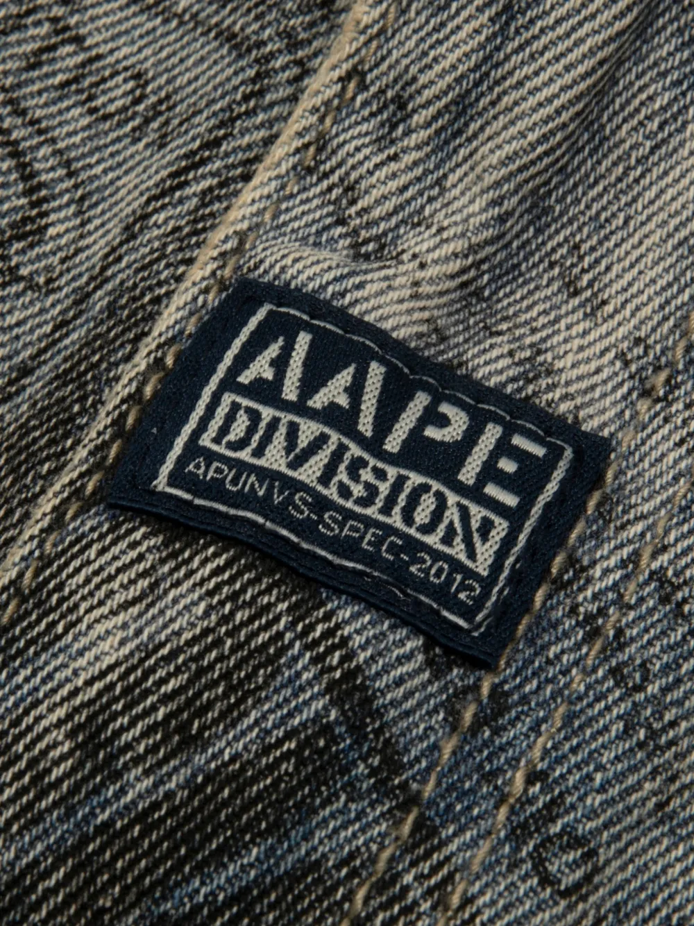 AAPE BY *A BATHING APE Broek met logopatch en print Grijs