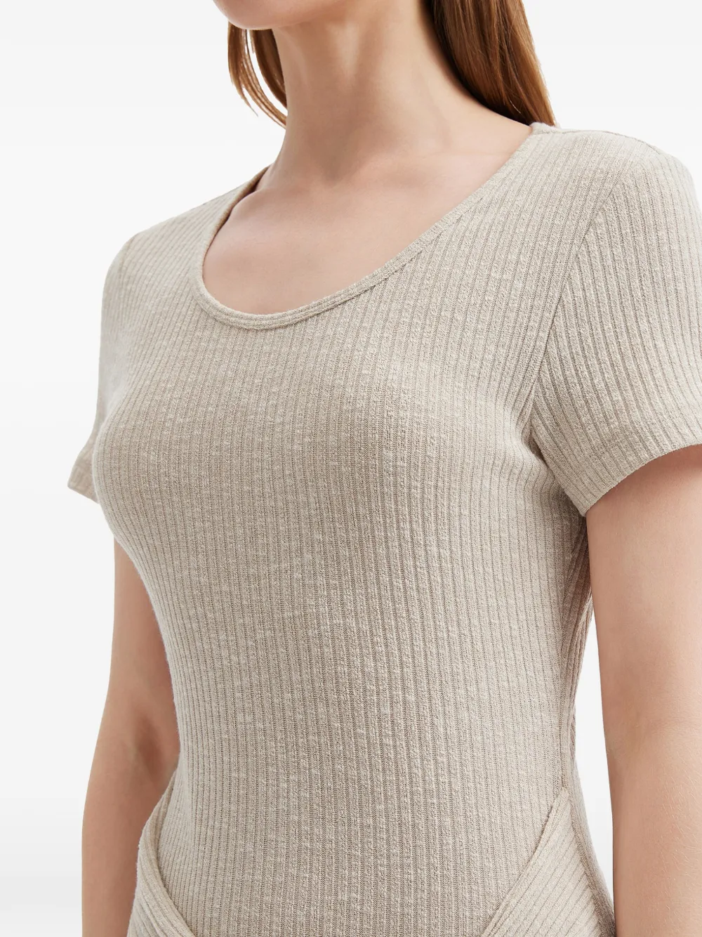 tout a coup Geribbelde gestrikte midi-jurk Beige