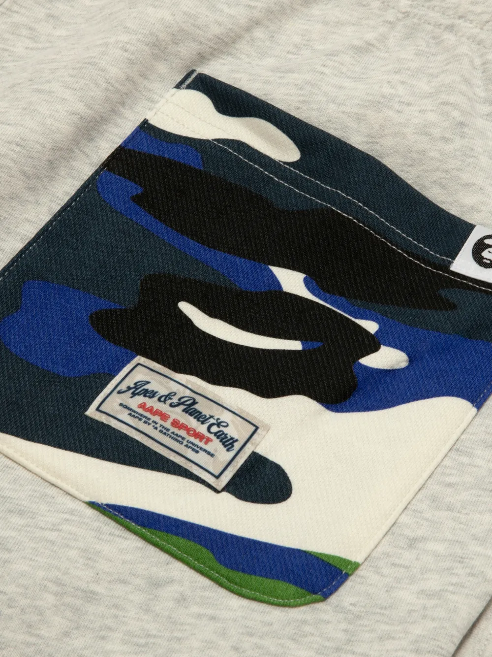Camouflage-Pocket Logo-Embroidered Shorts