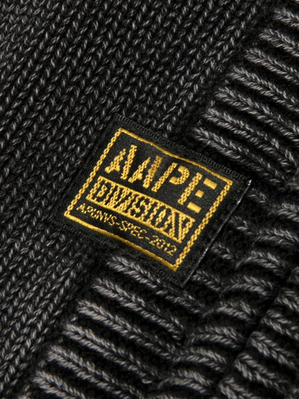 AAPE BY *A BATHING APE Vest met V-hals en patch Grijs