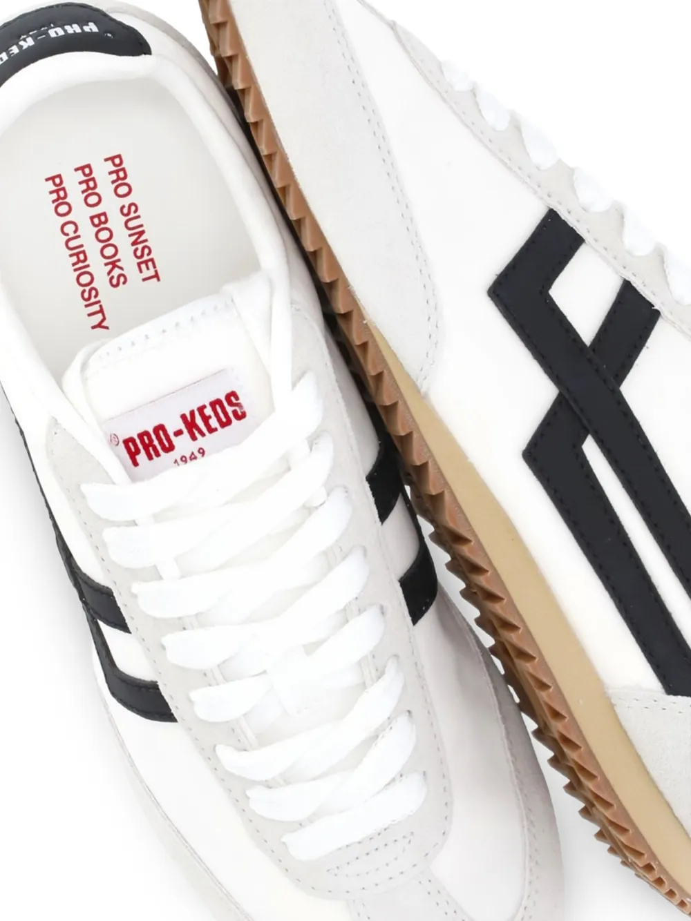Racer 77 Sneakers