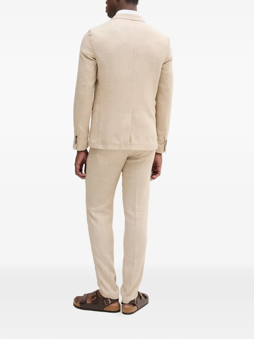 Buttoned Notched-Lapels Suit