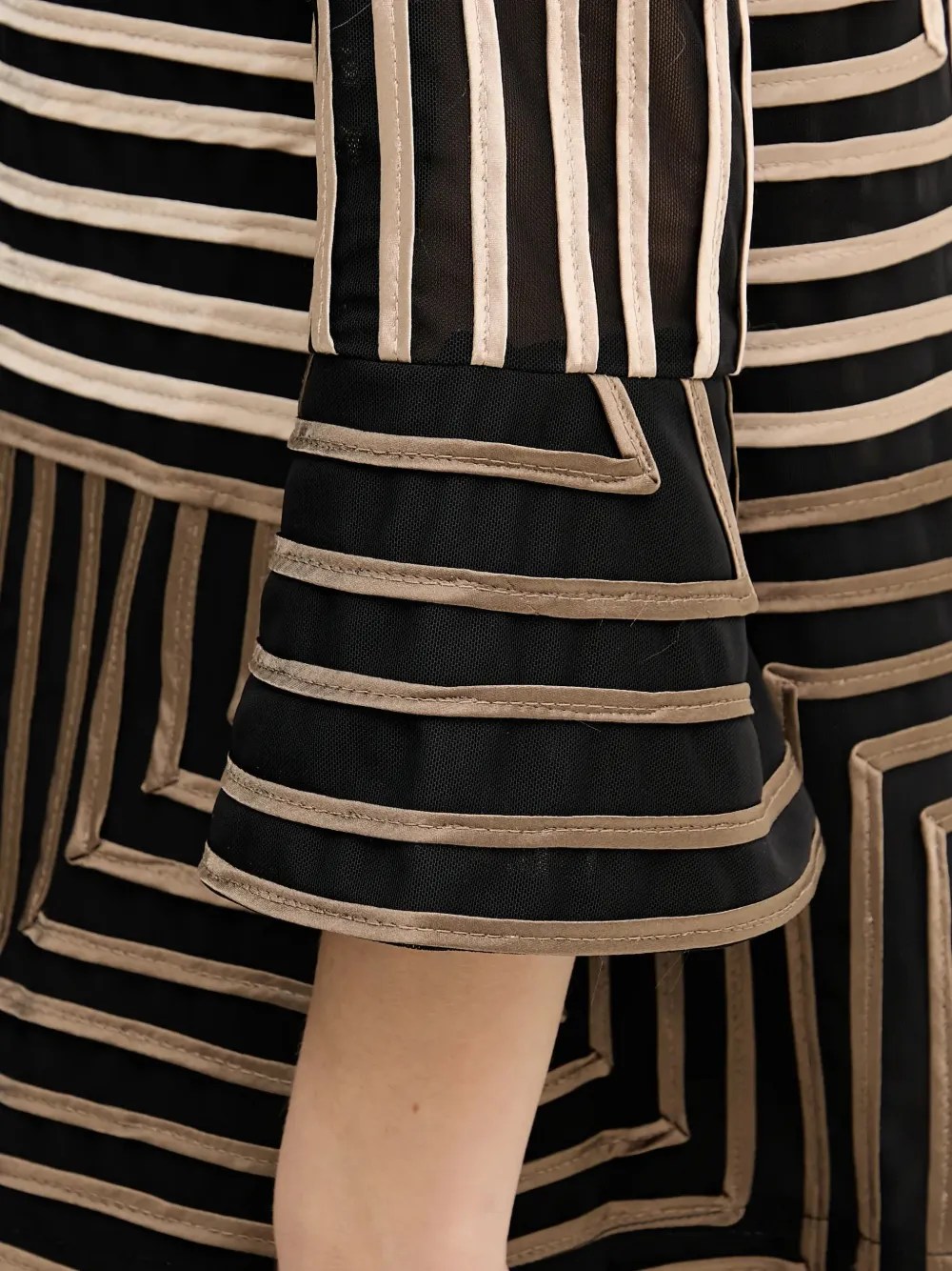 Joseph Ribkoff Blouse met geometrische strepen Zwart