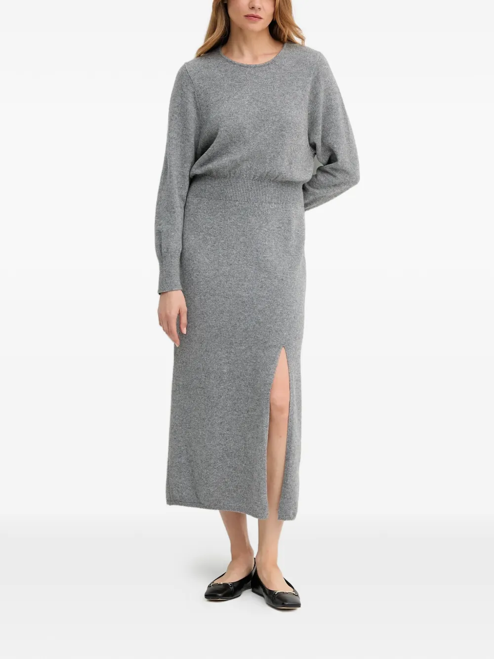 Oui Geripptes Midikleid mit Schlitz - Grau