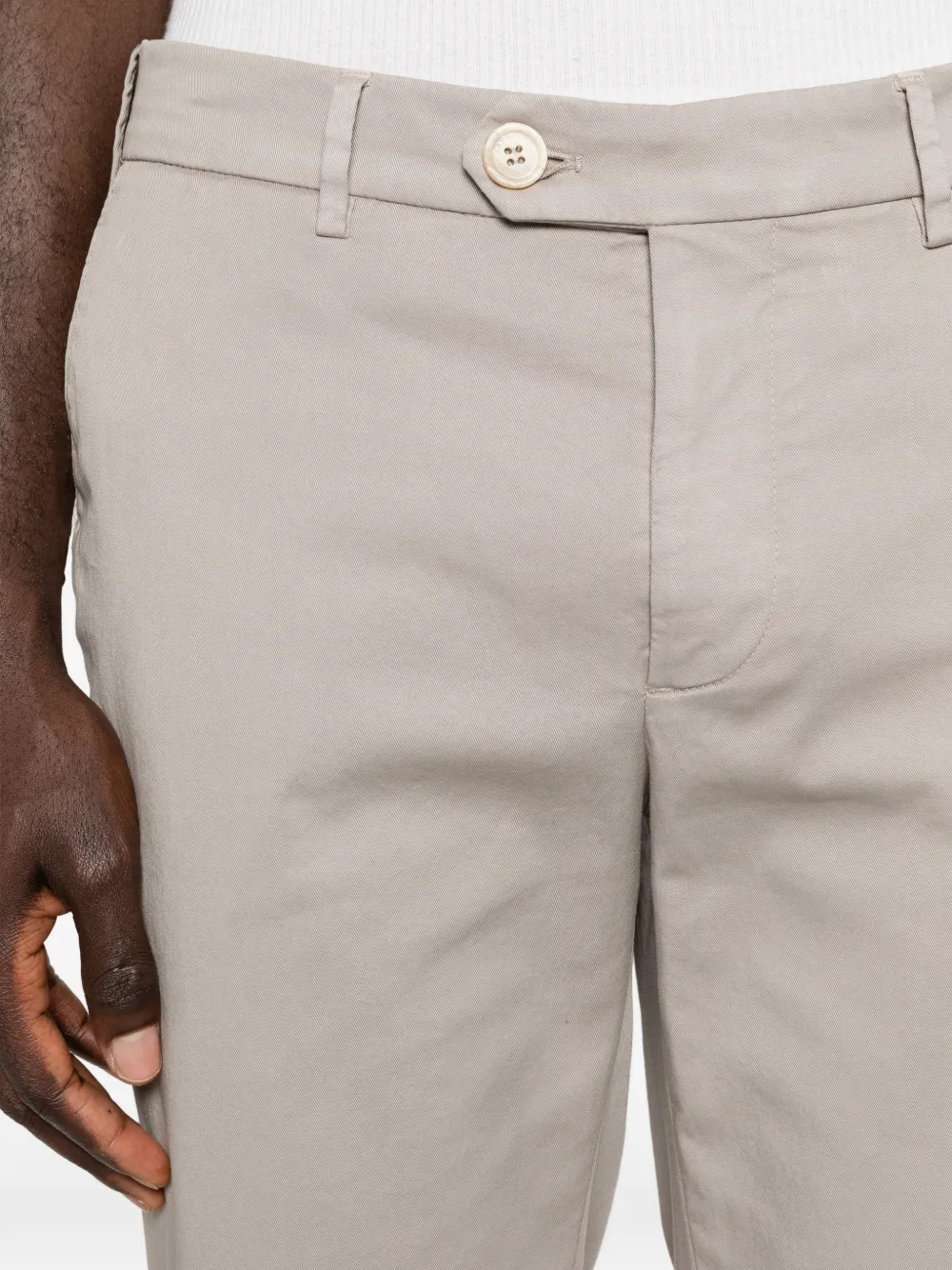 Brunello Cucinelli Geplooide broek met knoop Grijs