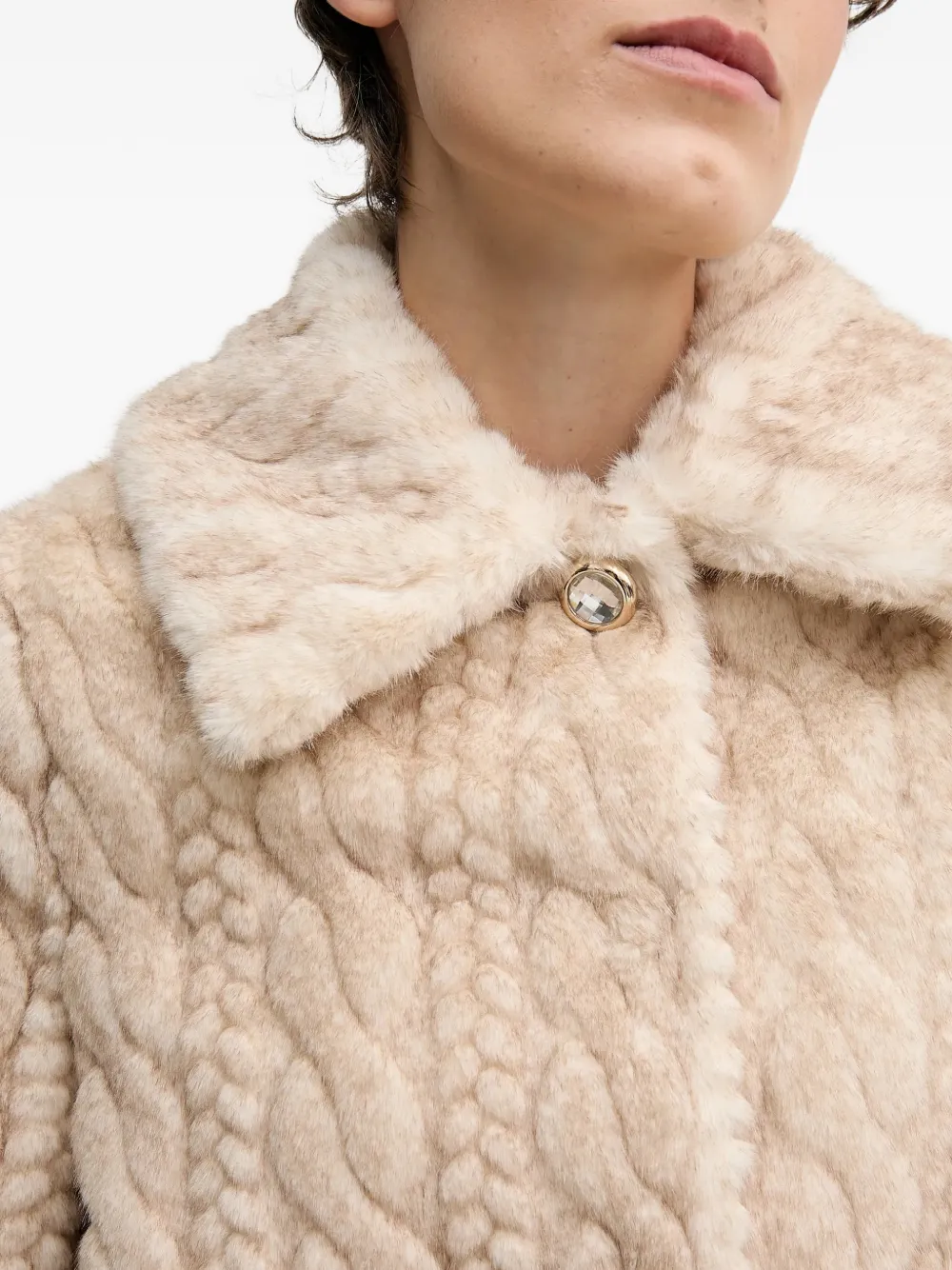 Gaudi Kabelgebreid jack met knopen Beige