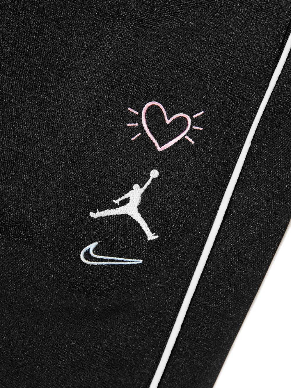 Jordan Kids Flared trainingsbroek met borduurwerk Zwart
