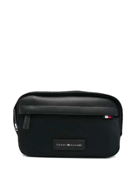 Tommy Hilfiger logo-detail washbag