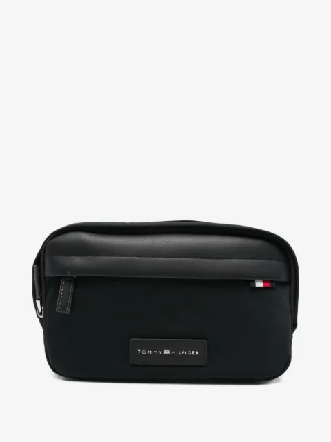 Tommy Hilfiger neceser con detalle del logo