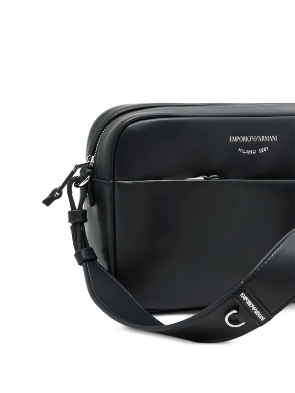 バッグ 00s EMPORIO ARMANI leather shoulder bag Emporio Armani Leather Shoulder Bag | Black | FARFETCH