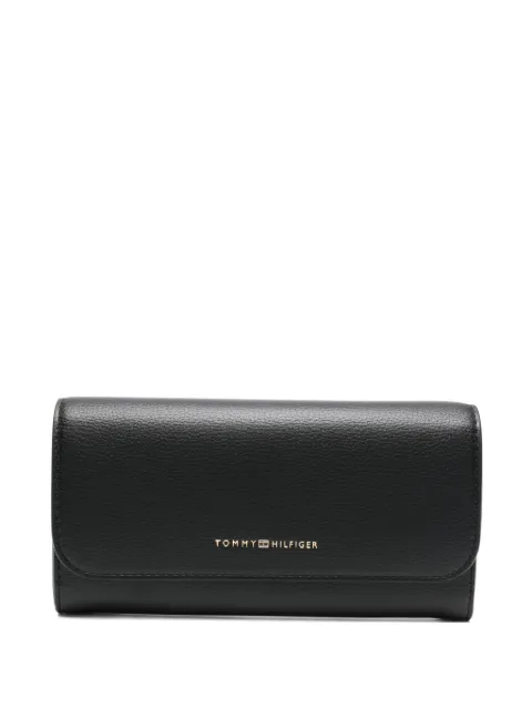 Tommy Hilfiger flag flap wallet