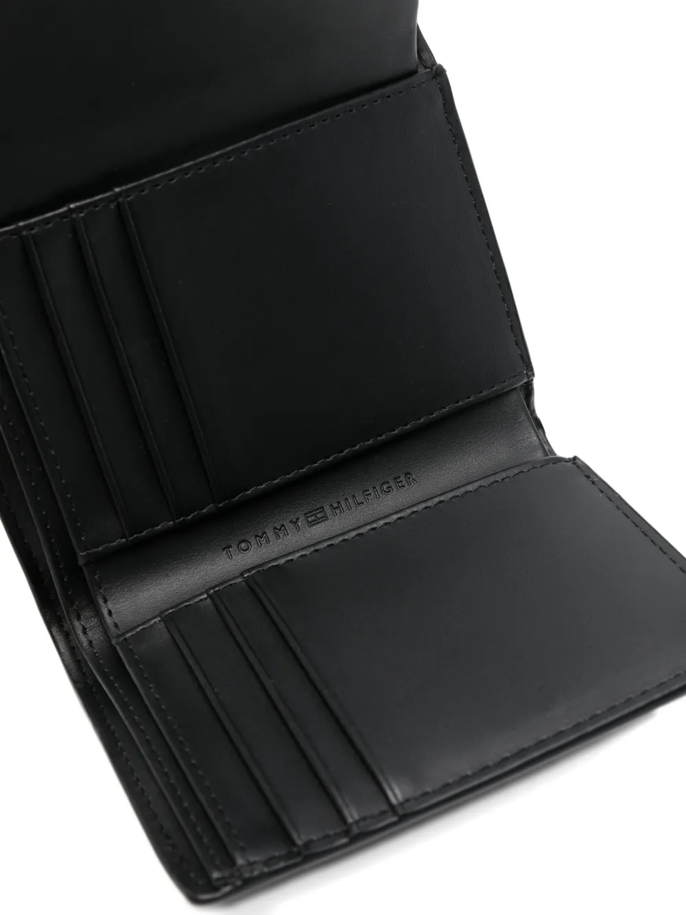  Tommy Hilfiger Trifold Wallet - Black 