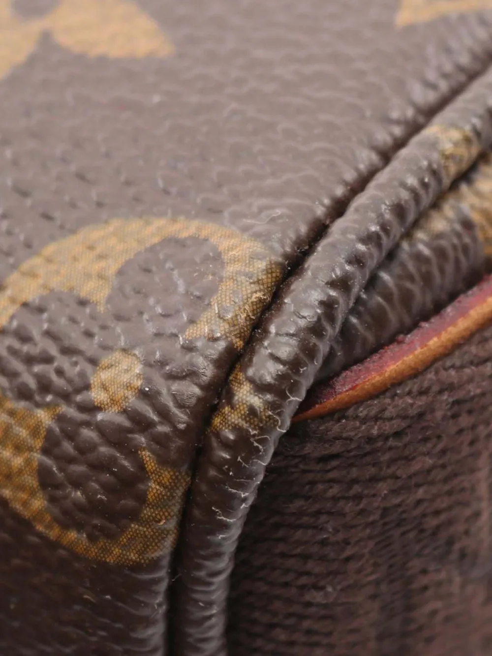 2010 Monogram Trotteur Beaubourg Crossbody Bag