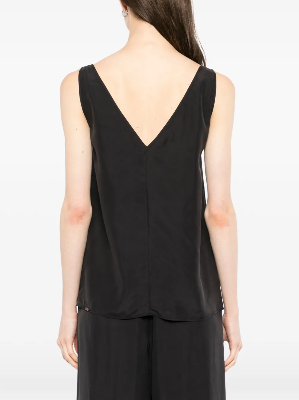  Yeareast V-neck Sleeveless Top - Black 