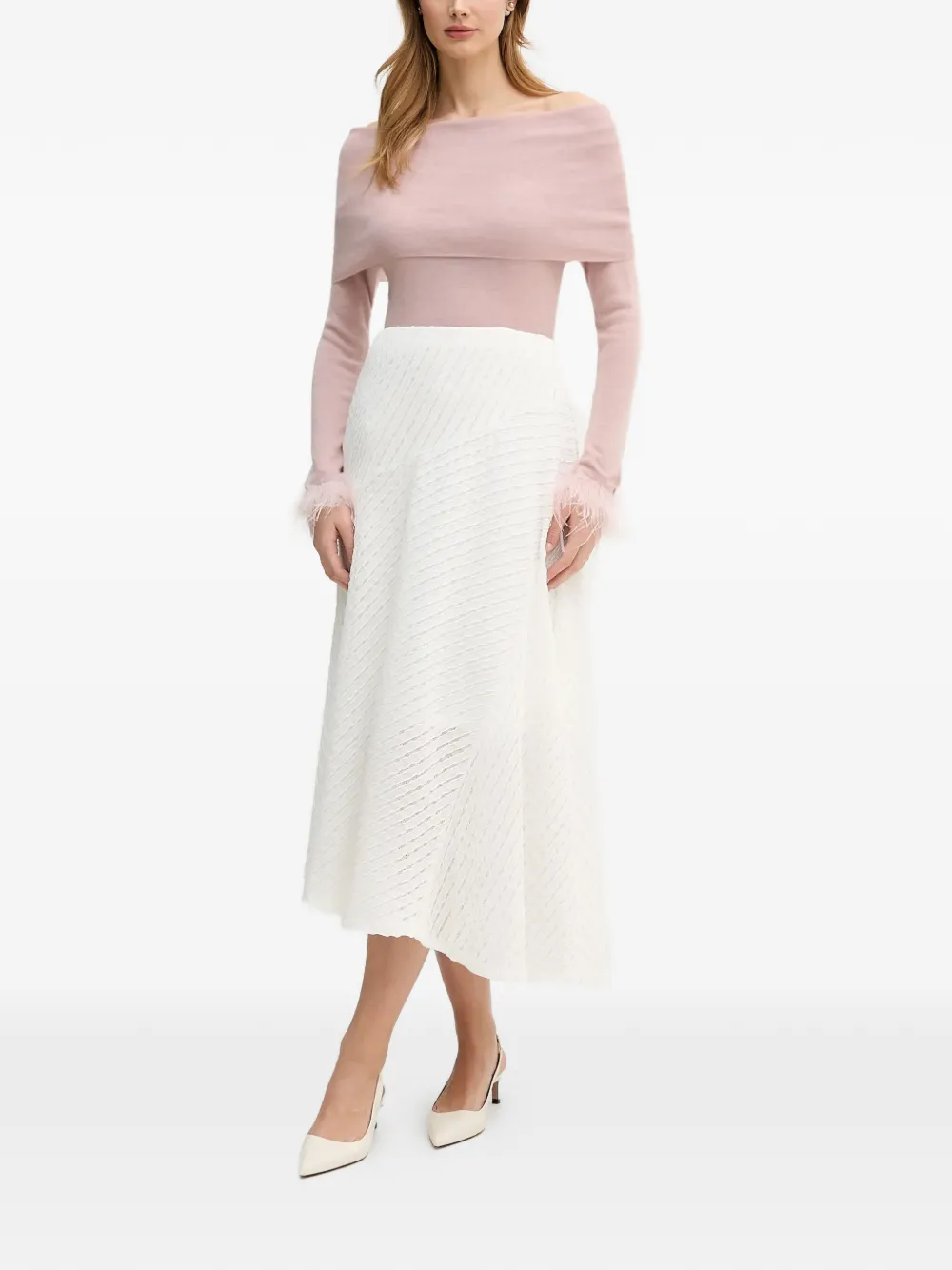 Pedro Del Hierro Off-shoulder trui met manchetten met veren Roze