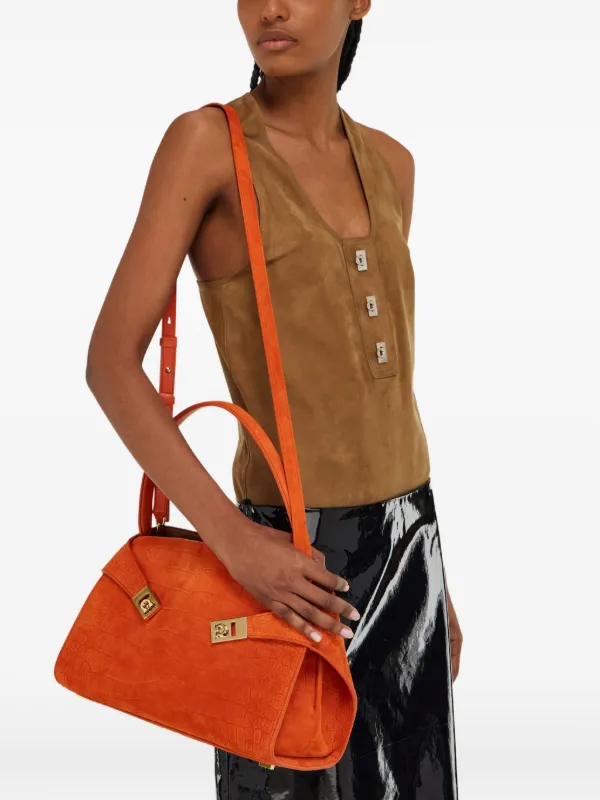 Ferragamo Hug Soft ショルダーバッグ M | オレンジ | FARFETCH JP