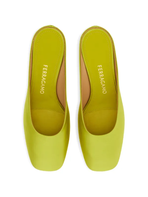 FERRAGAMO グリーンレザー ミュール Ferragamo Sシェイプ ミュール | グリーン | FARFETCH JP