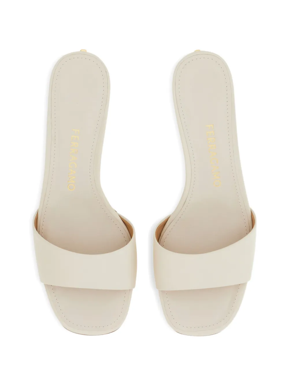 Ferragamo Muiltjes met lage hak Beige