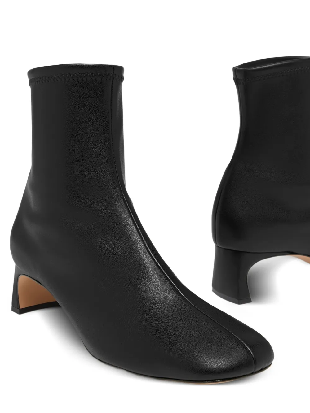 Odissì Francoise enkellaarzen van nappa leer Zwart